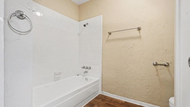 16318 Blackhawk Boulevard, Friendswood, TX 77546