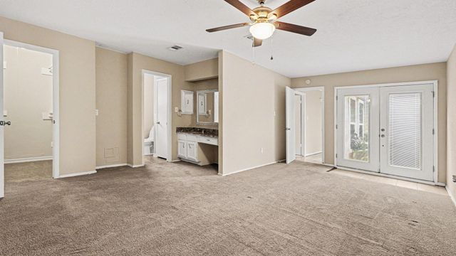 16318 Blackhawk Boulevard, Friendswood, TX 77546