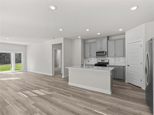 138 Gardner Avenue, Gray Court, SC 29645