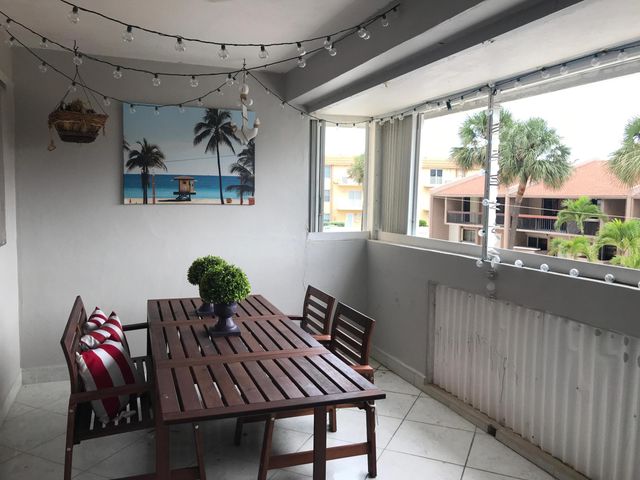 320 S Surf Road 206, Hollywood, FL 33019
