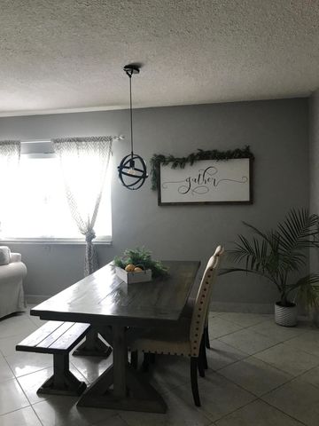 320 S Surf Road 206, Hollywood, FL 33019