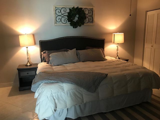 320 S Surf Road 206, Hollywood, FL 33019