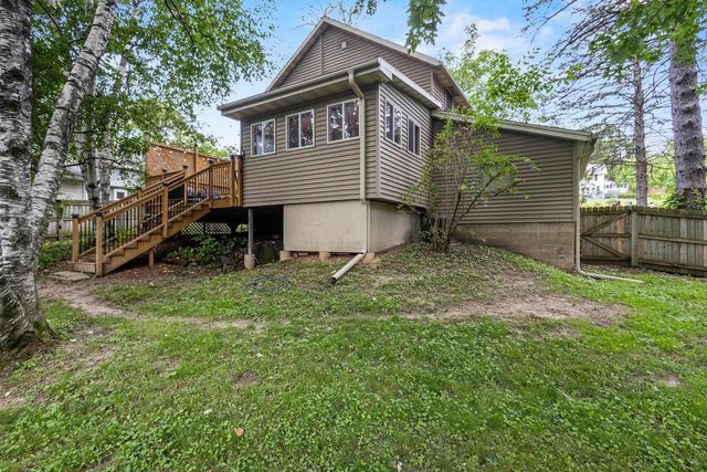 2865 Old Creek Road, Middleton, WI 53562
