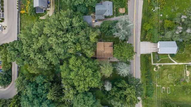 2865 Old Creek Road, Middleton, WI 53562