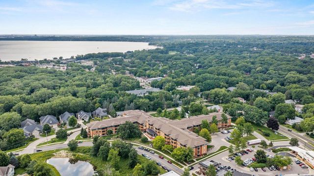 2865 Old Creek Road, Middleton, WI 53562