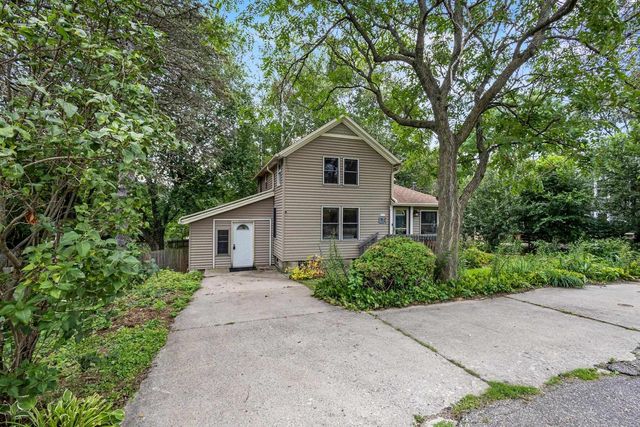 2865 Old Creek Road, Middleton, WI 53562