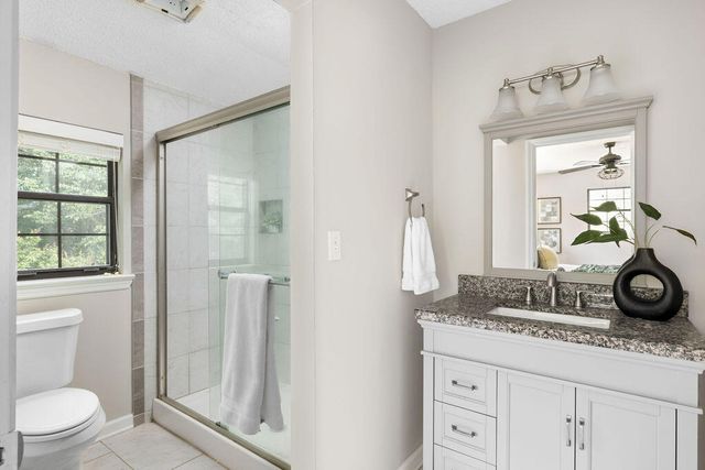 8692 Arbutus Drive, Hixson, TN 37343