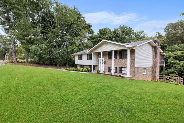 8692 Arbutus Drive, Hixson, TN 37343