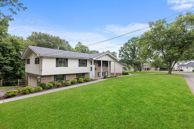 8692 Arbutus Drive, Hixson, TN 37343