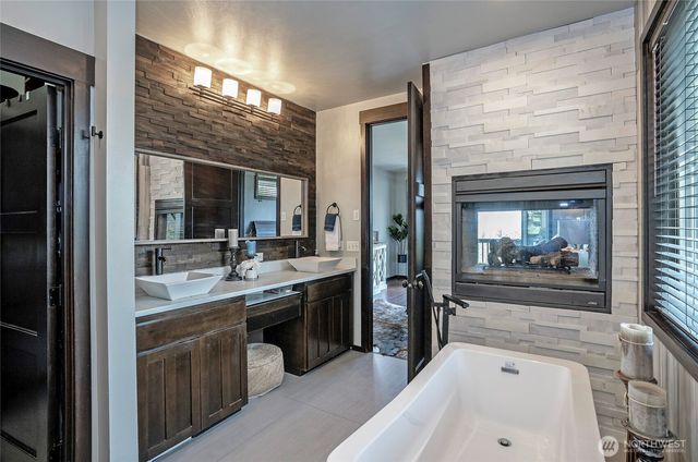 11208 165th Avenue E, Bonney Lake, WA 98391