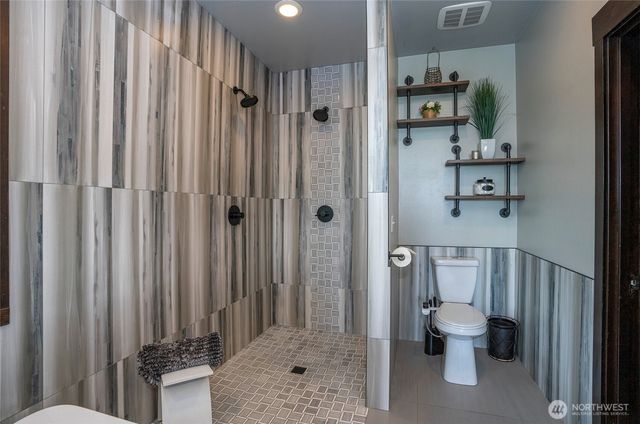 11208 165th Avenue E, Bonney Lake, WA 98391