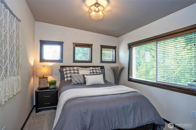 11208 165th Avenue E, Bonney Lake, WA 98391
