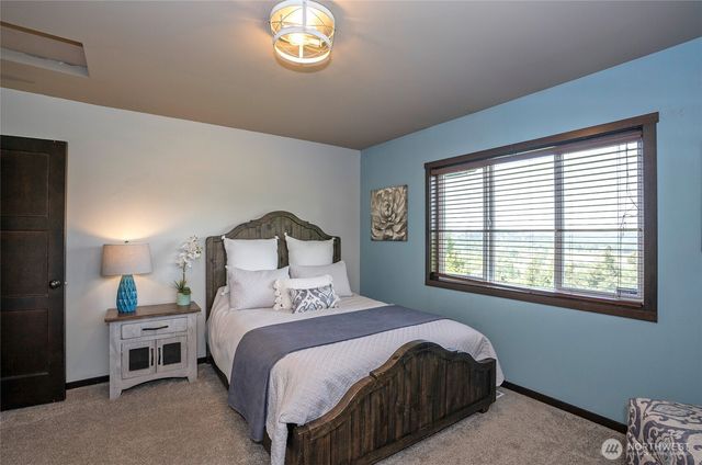 11208 165th Avenue E, Bonney Lake, WA 98391