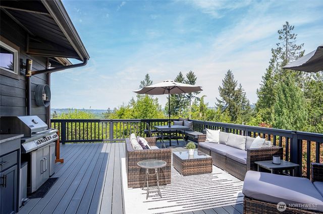 11208 165th Avenue E, Bonney Lake, WA 98391