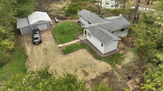 S5237 St Hwy 35, Genoa, WI 54632