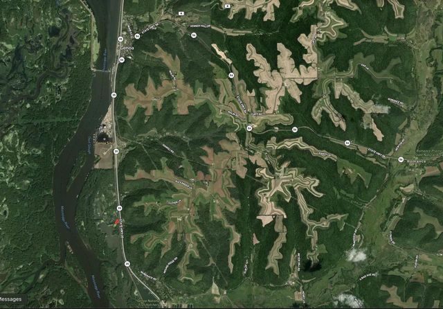 S5237 St Hwy 35, Genoa, WI 54632