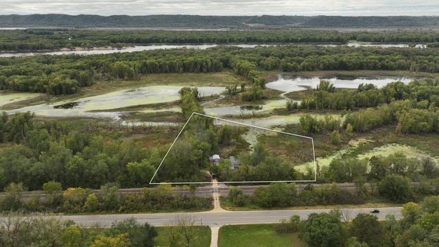 S5237 St Hwy 35, Genoa, WI 54632