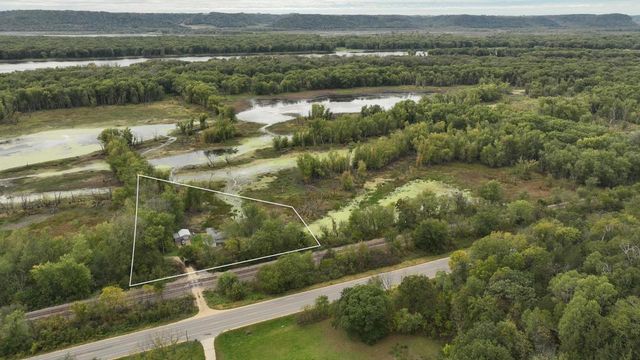 S5237 St Hwy 35, Genoa, WI 54632