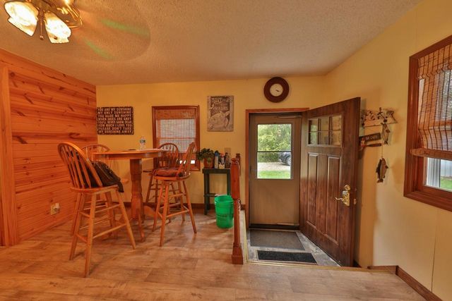 S5237 St Hwy 35, Genoa, WI 54632