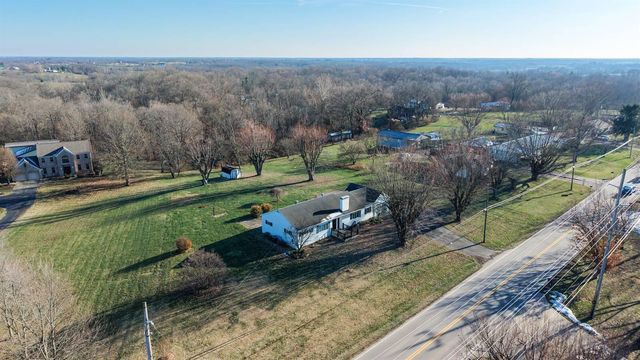 1757 Walton Nicholson Road, Walton, KY 41094