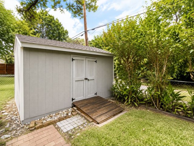 1604 Lorrie Drive, Richardson, TX 75080