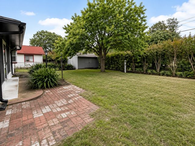 1604 Lorrie Drive, Richardson, TX 75080