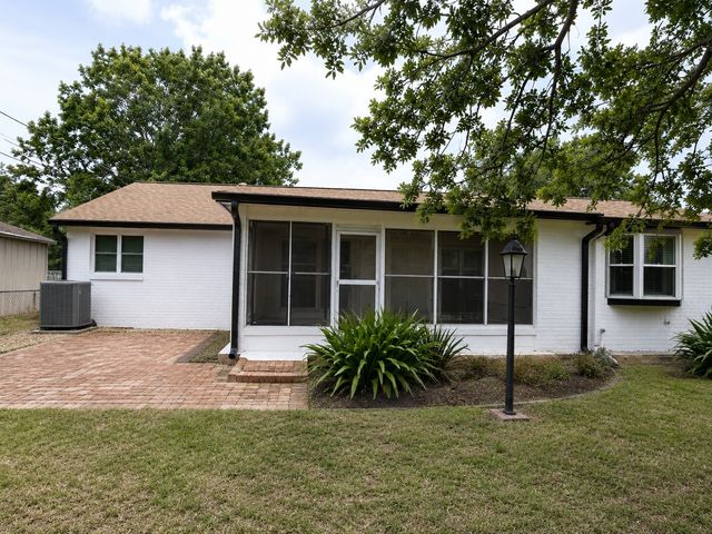 1604 Lorrie Drive, Richardson, TX 75080