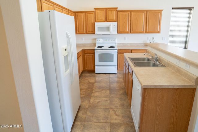 1672 E ELAINE Court, Casa Grande, AZ 85122