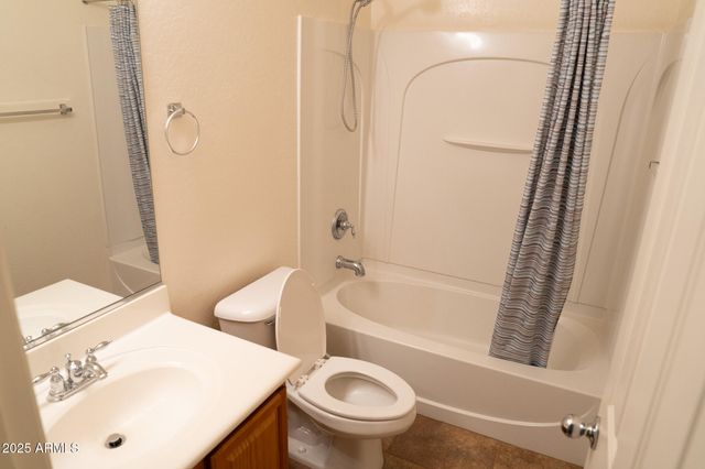 1672 E ELAINE Court, Casa Grande, AZ 85122