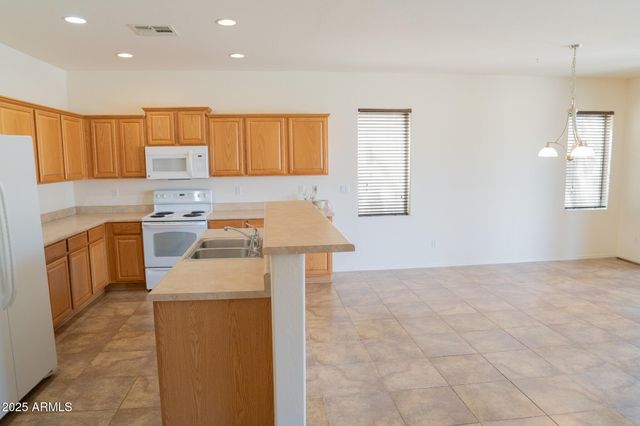 1672 E ELAINE Court, Casa Grande, AZ 85122