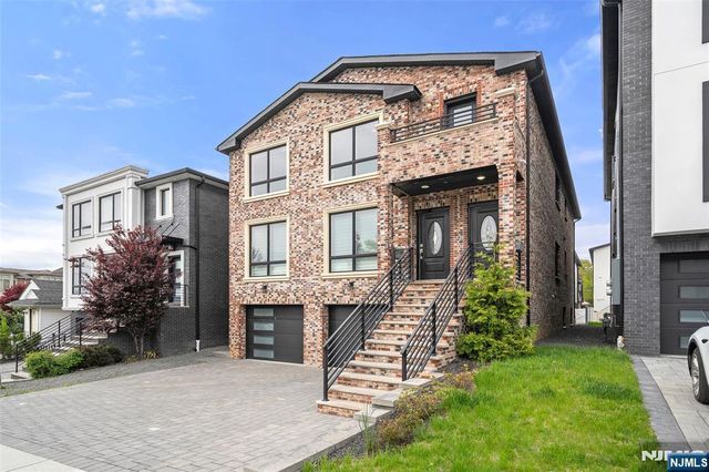 43 Henry Avenue 2FL, Palisades Park, NJ 07650