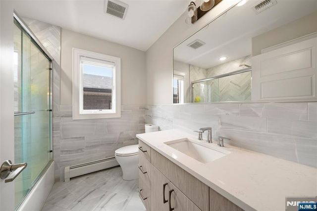 43 Henry Avenue 2FL, Palisades Park, NJ 07650