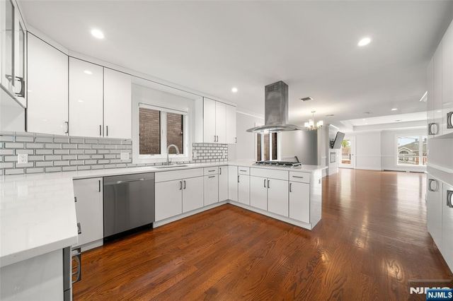 43 Henry Avenue 2FL, Palisades Park, NJ 07650