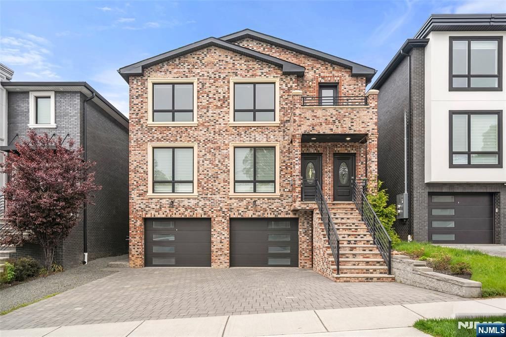 43 Henry Avenue 2FL, Palisades Park, NJ 07650