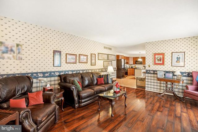 461 TAILOR WAY, Lansdale, PA 19446