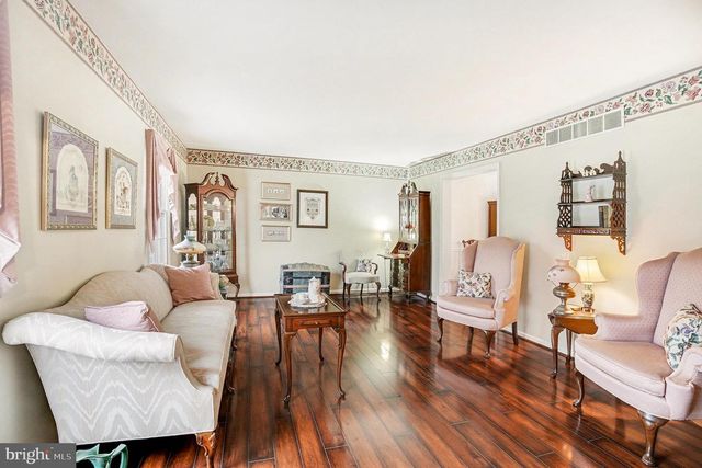 461 TAILOR WAY, Lansdale, PA 19446