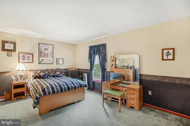 461 TAILOR WAY, Lansdale, PA 19446