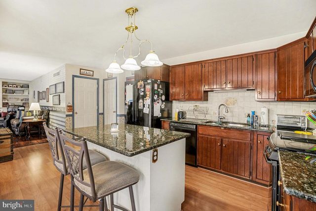 461 TAILOR WAY, Lansdale, PA 19446