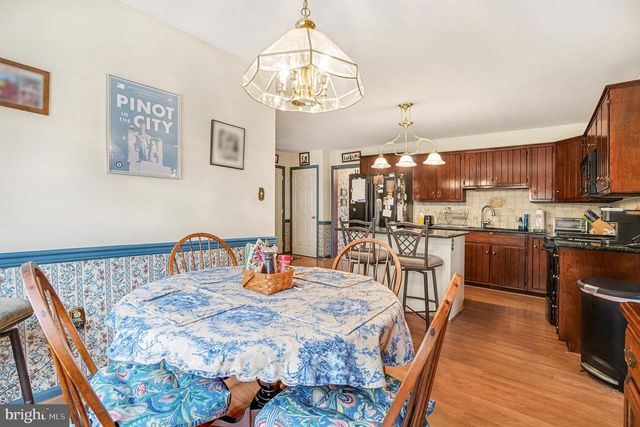 461 TAILOR WAY, Lansdale, PA 19446