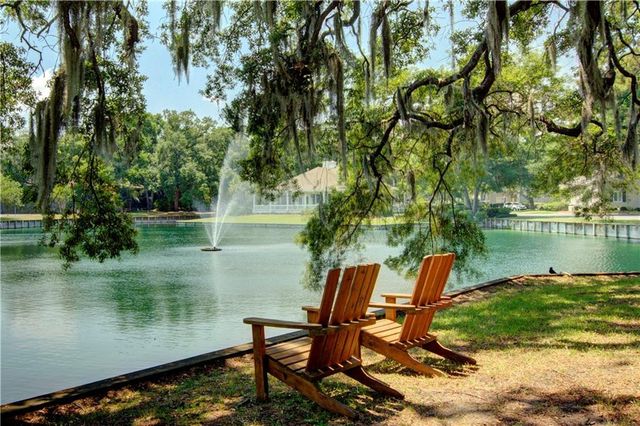 850 Mallery Street, E12, St. Simons Island, GA 31522