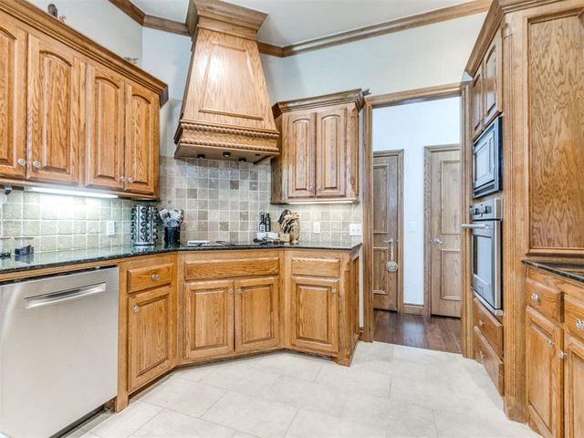 1817 Olde Depot Drive, Edmond, OK 73034