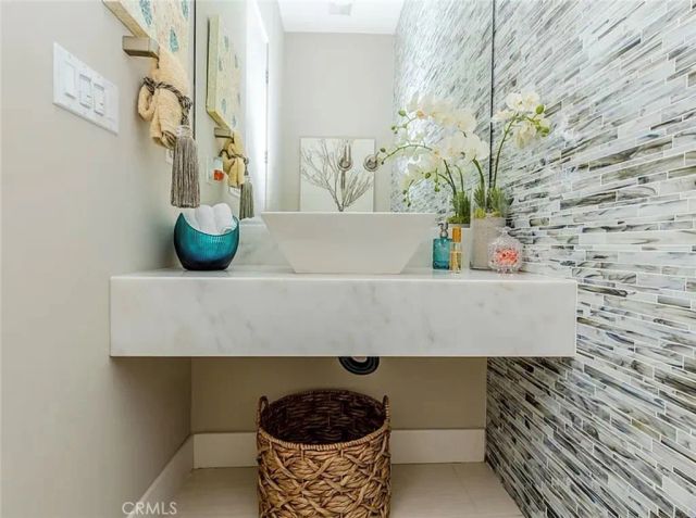 3 Via Merenda, Rancho Mirage, CA 92270