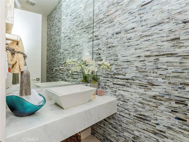 3 Via Merenda, Rancho Mirage, CA 92270