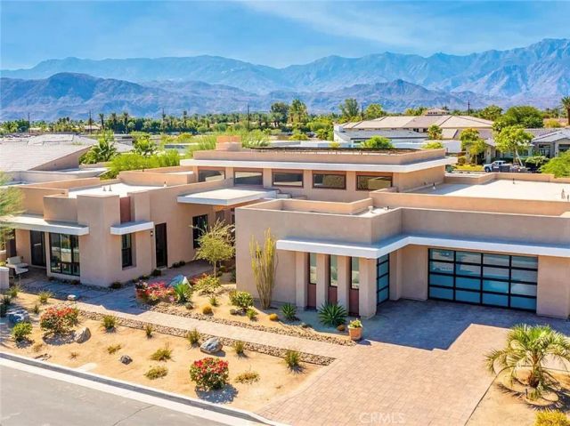 3 Via Merenda, Rancho Mirage, CA 92270