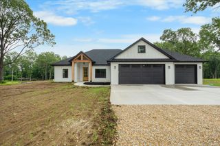 7058 COUNTY RD. 409, Fulton, MO 65251