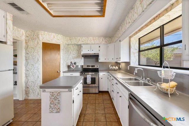 3410 W Ranch Road 152, Llano, TX 78643