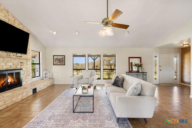 3410 W Ranch Road 152, Llano, TX 78643