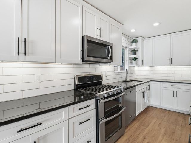 6405 Avenida La Costa NE, Albuquerque, NM 87109