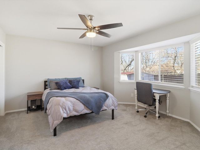 6405 Avenida La Costa NE, Albuquerque, NM 87109