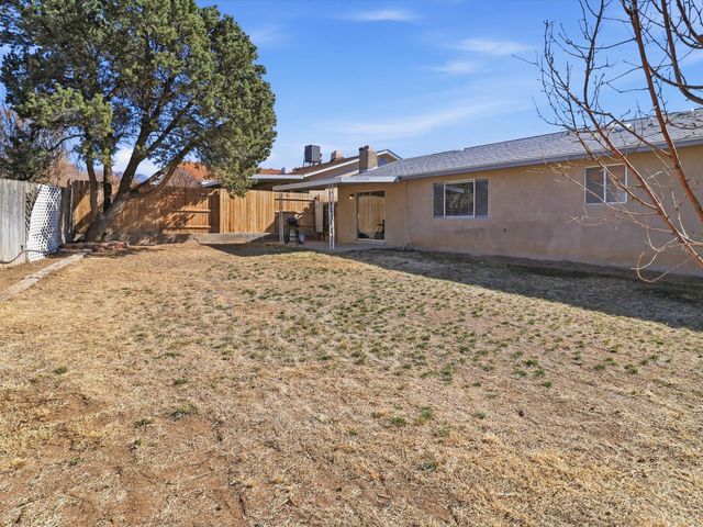 6405 Avenida La Costa NE, Albuquerque, NM 87109